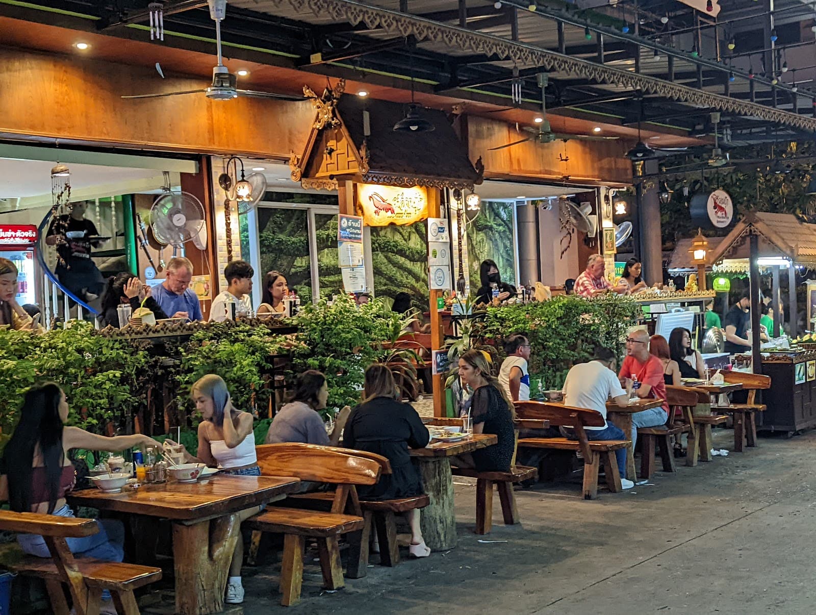 Krua Khun Puk - Image 1