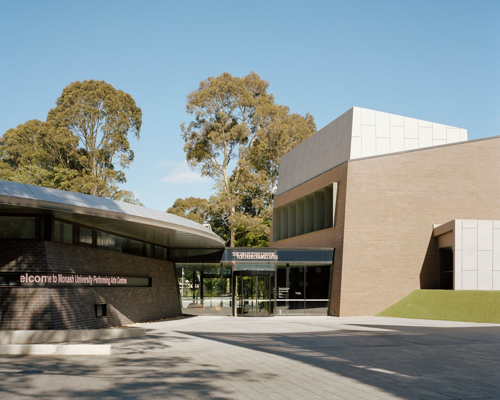 Ian Potter Centre for Performing Arts (Clayton) - Image 1