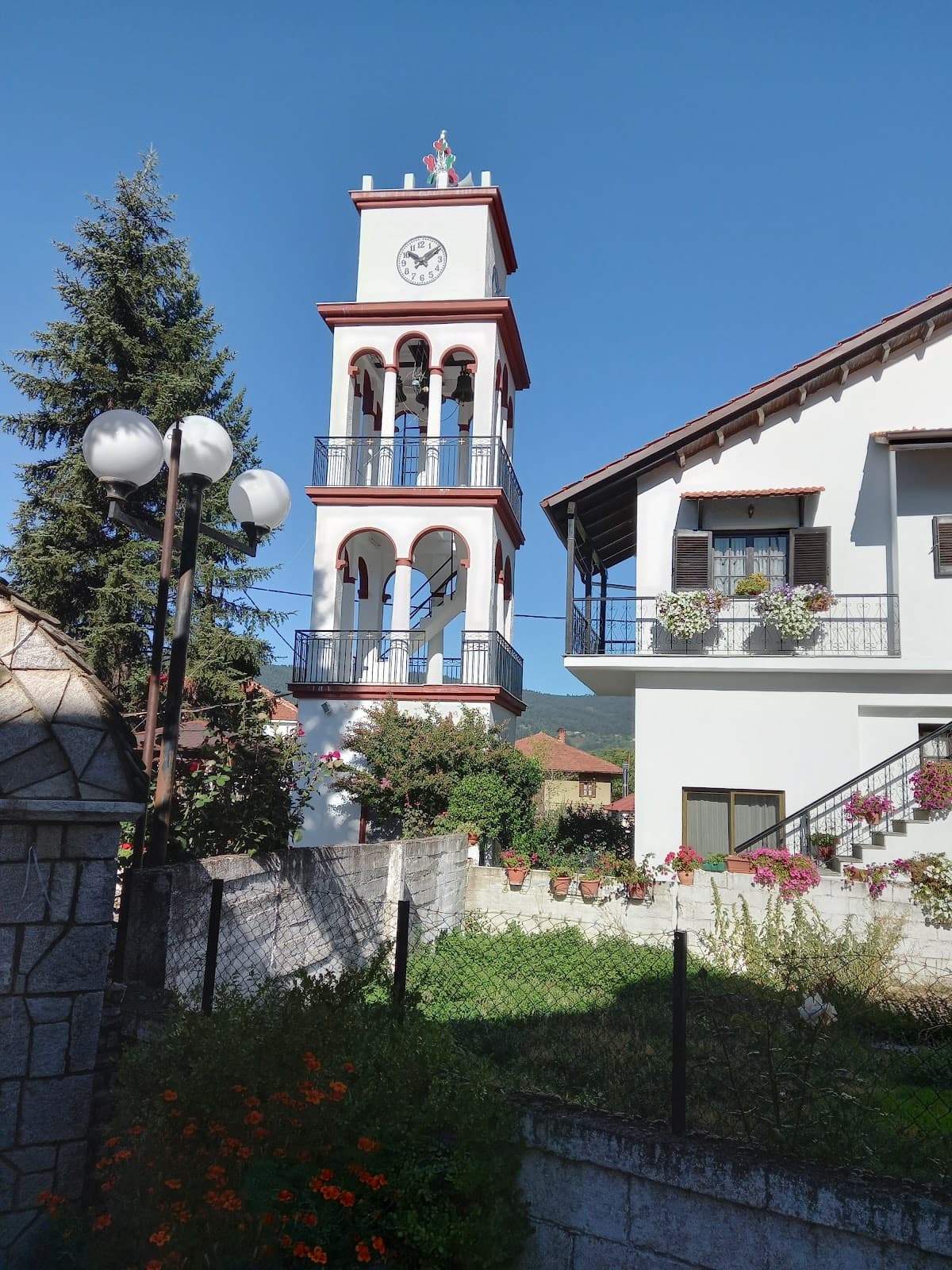 Elati Trikalon - Image 1