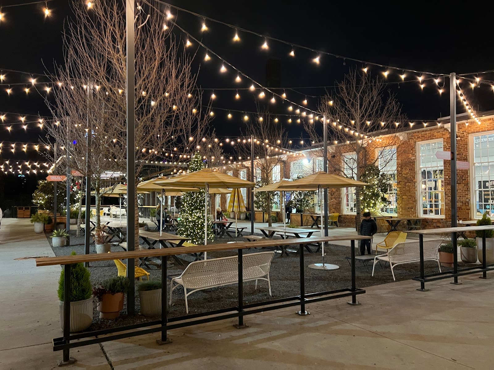 Optimist Hall - Image 1