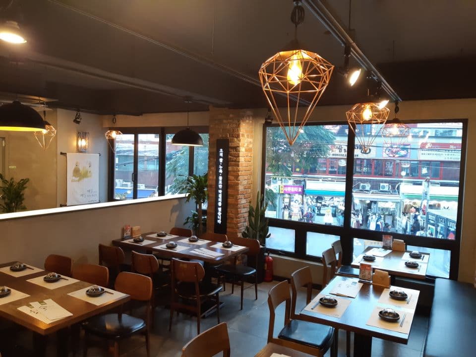 Hongdae Makgeolli Bar - Image 1