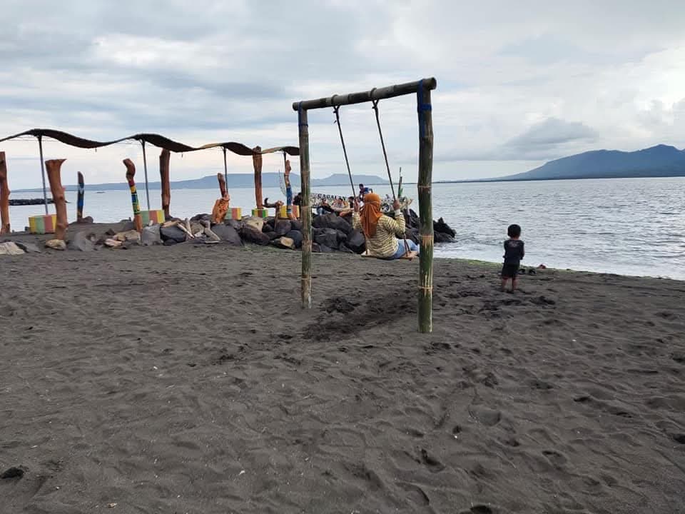 Cacalan Beach - Image 1