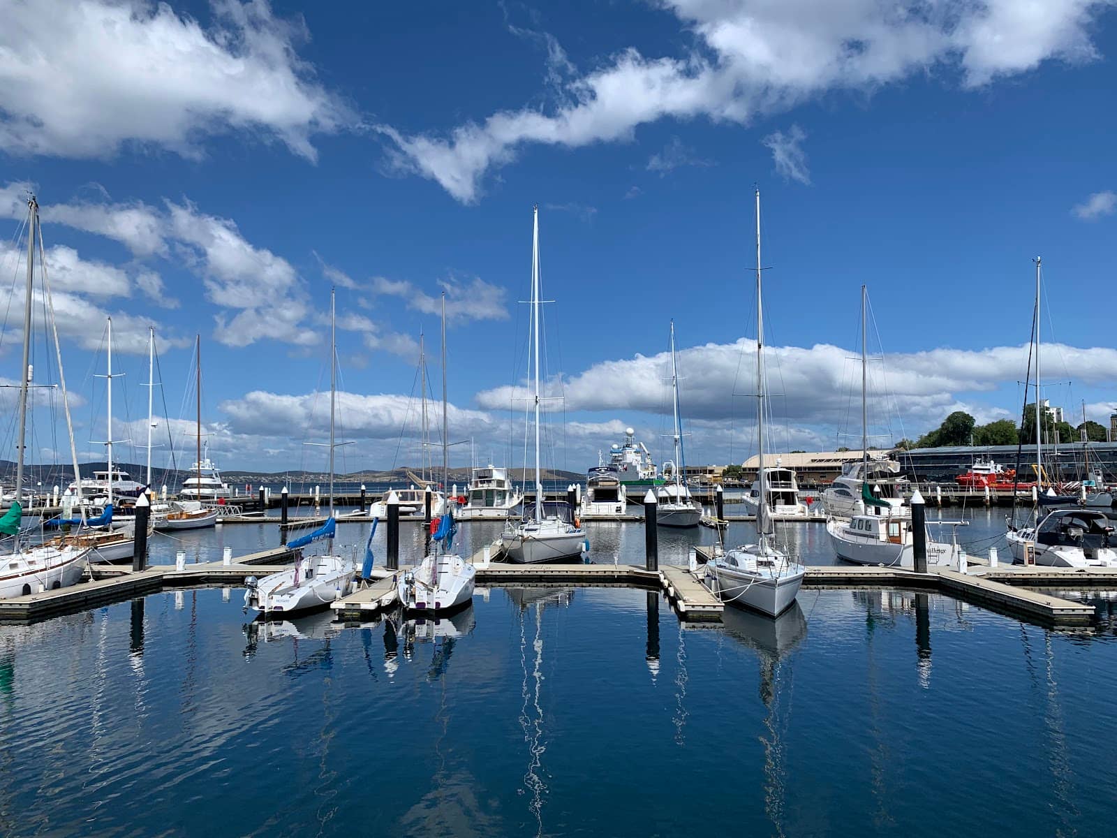 Waterfront Cafes and Restaurants