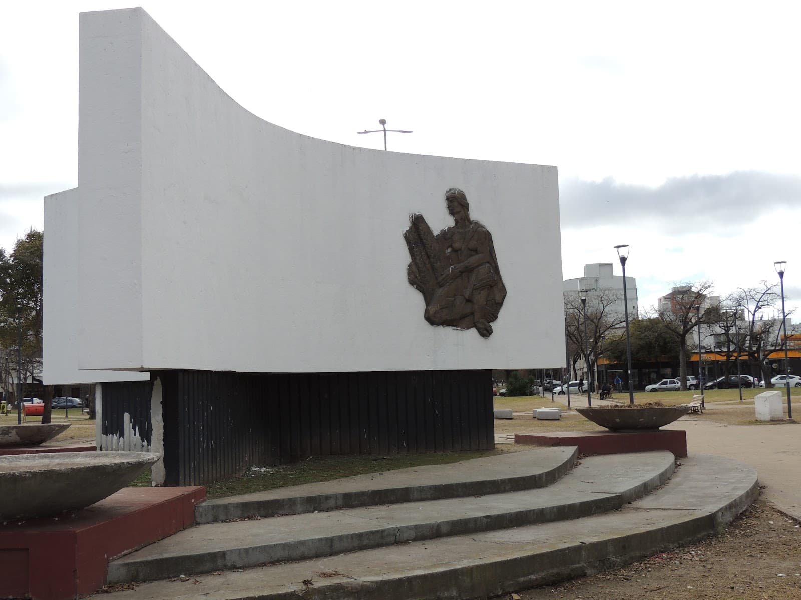 Plaza España La Plata - Image 1