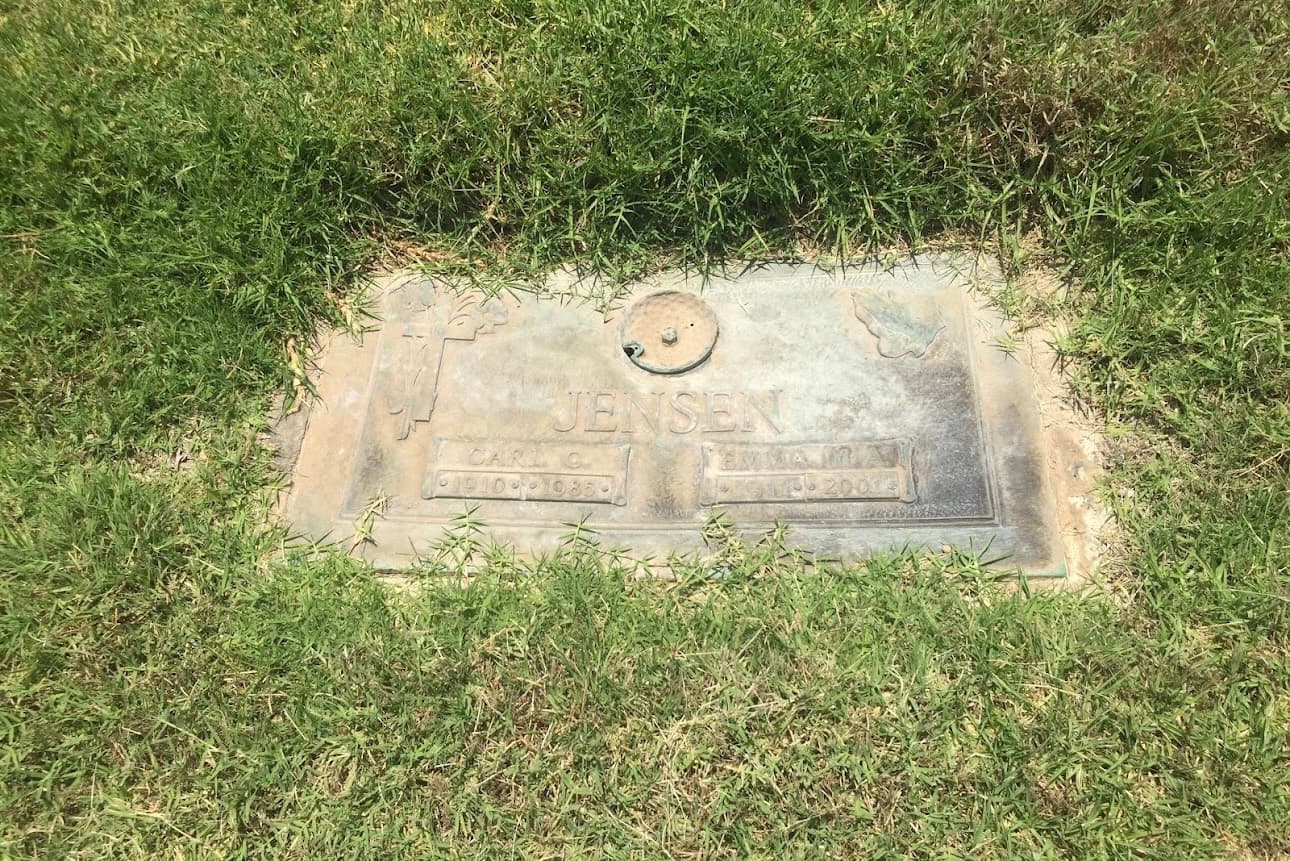 Glen Abbey Memorial Park - Image 1