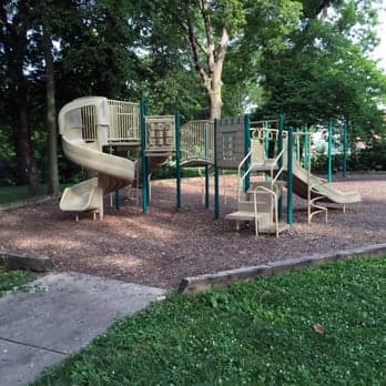 Sapling Grove Park & Disc Golf - Image 1