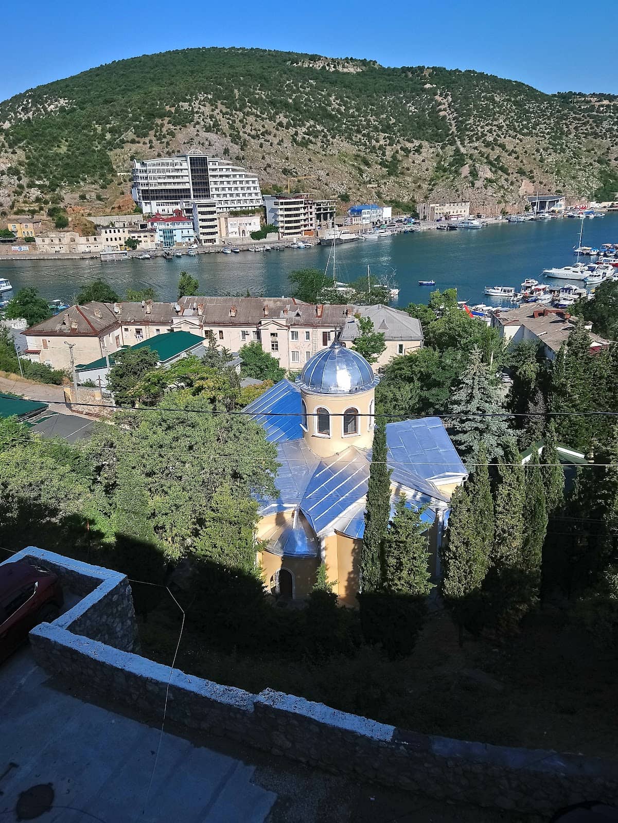 Vertical photo