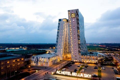 Bella Sky Hotel Copenhagen - Image 1