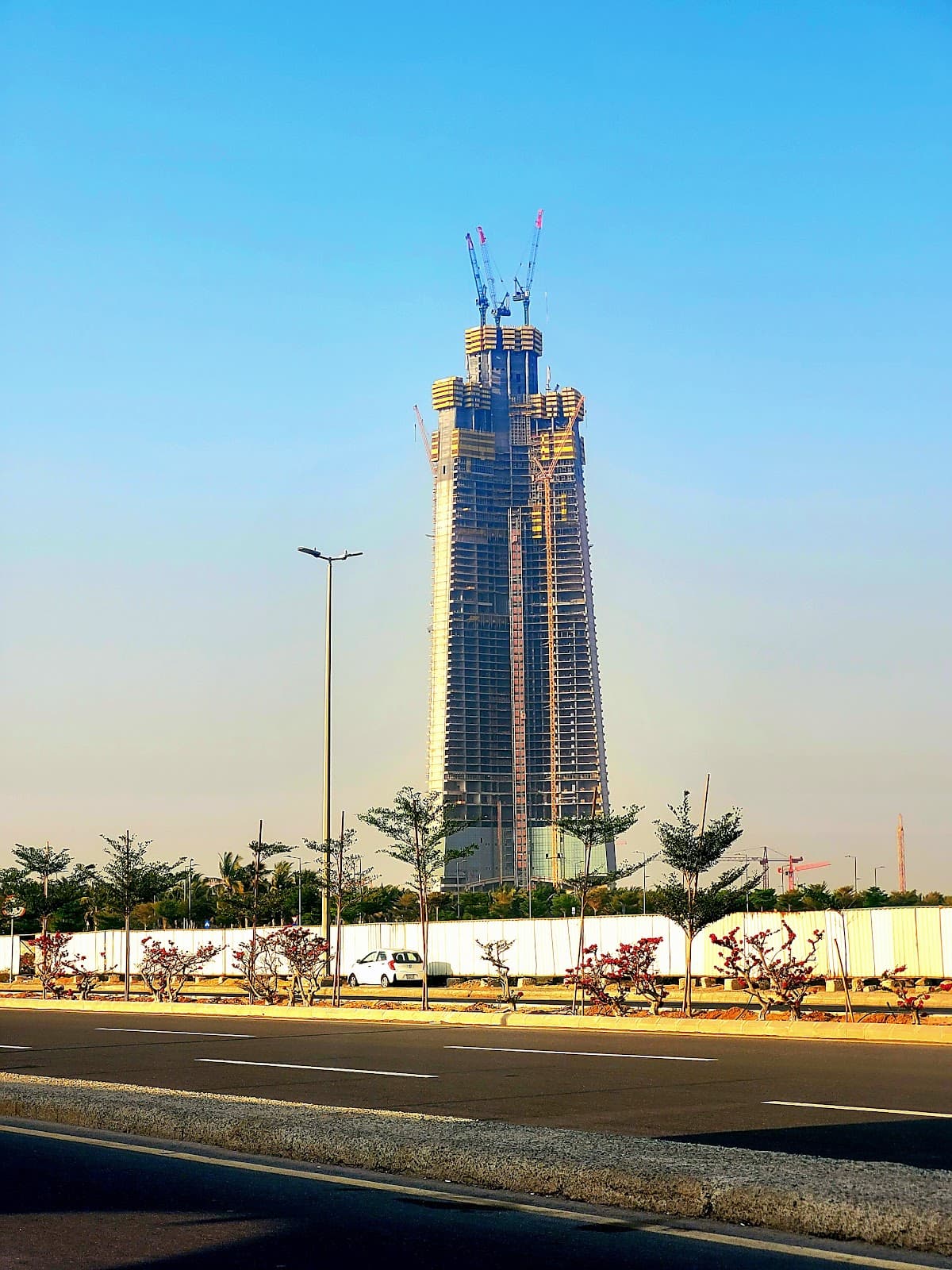 Jeddah Tower - Image 1