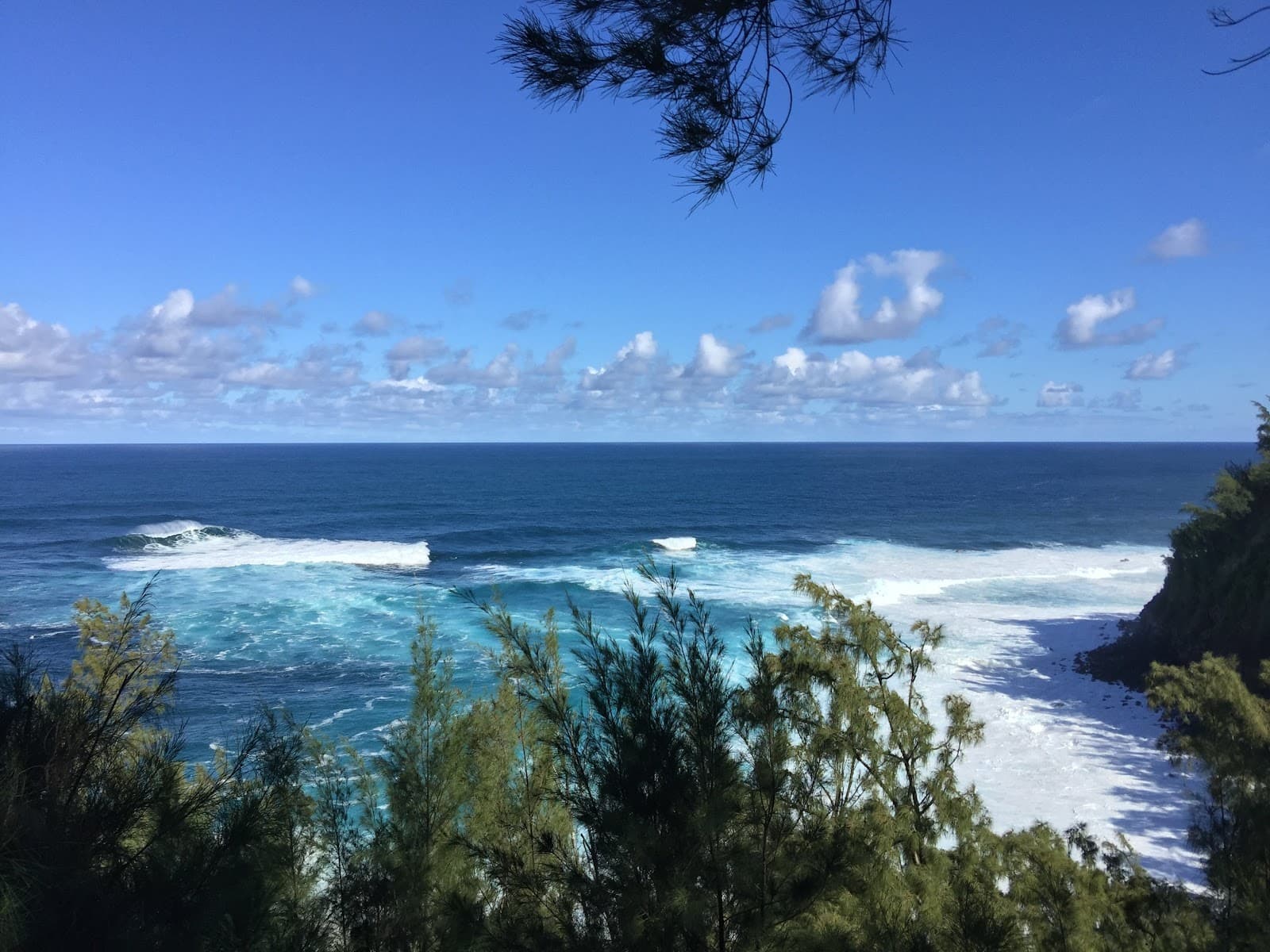 Jaws (Peahi) Lookout - Image 1