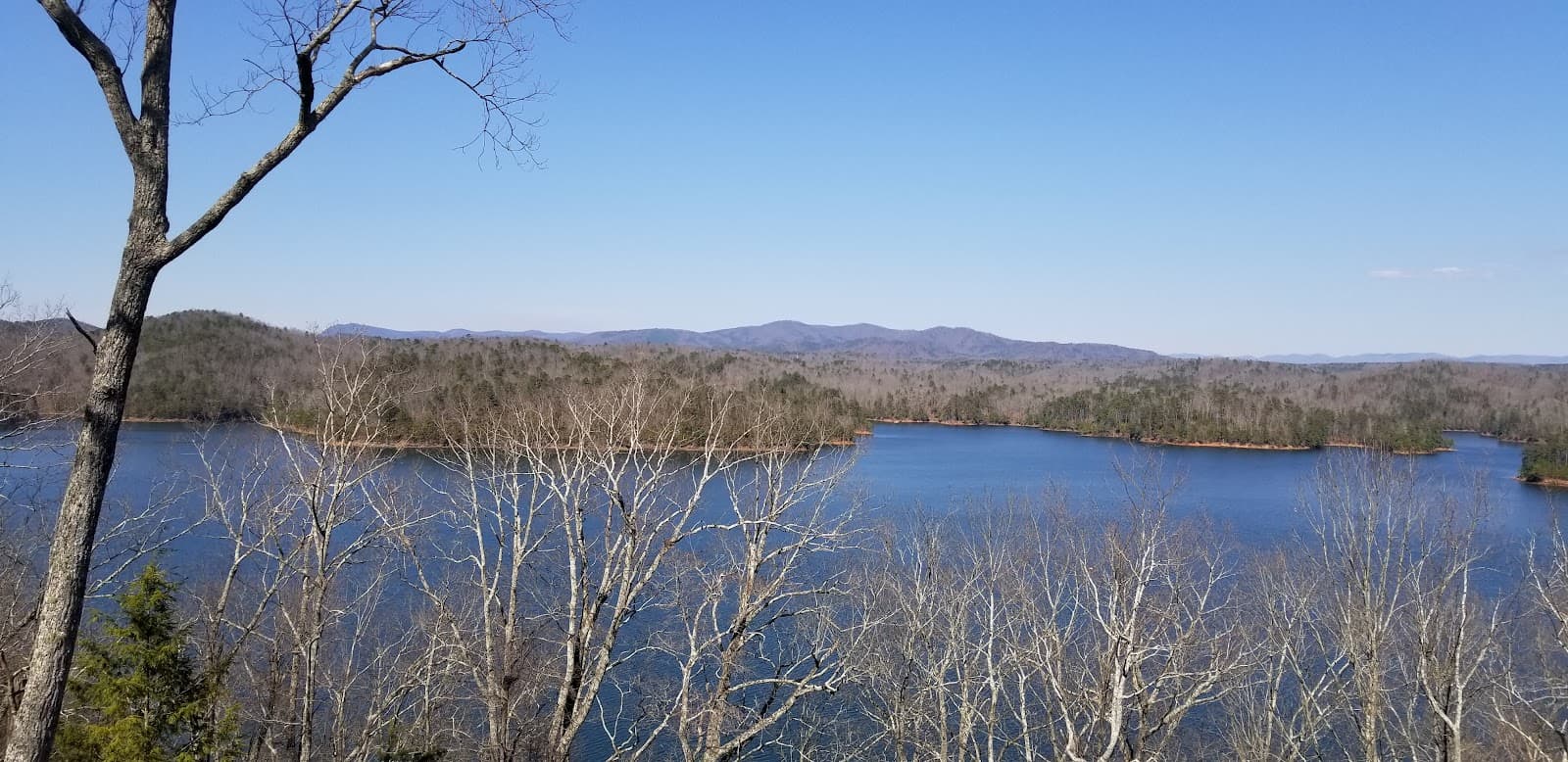 Carters Lake Visitor Center & Overlook - Image 1