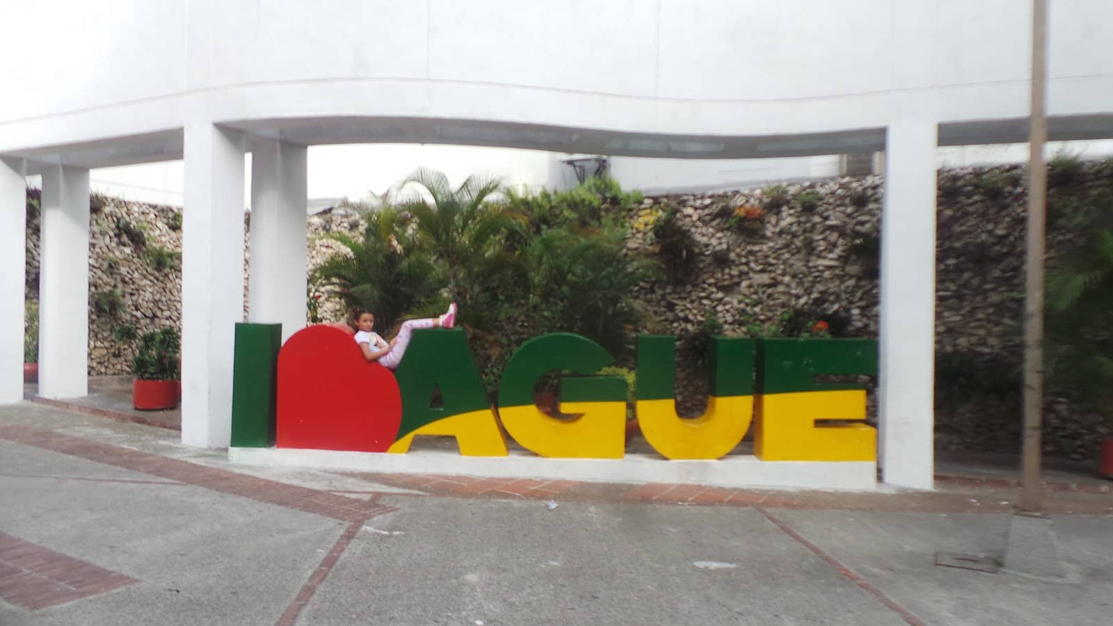 Cultural Events & Street Performers