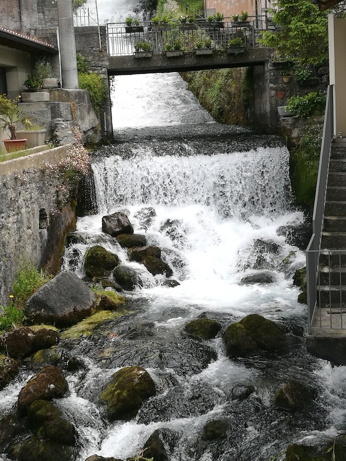 Fiumelatte Beach - Image 1