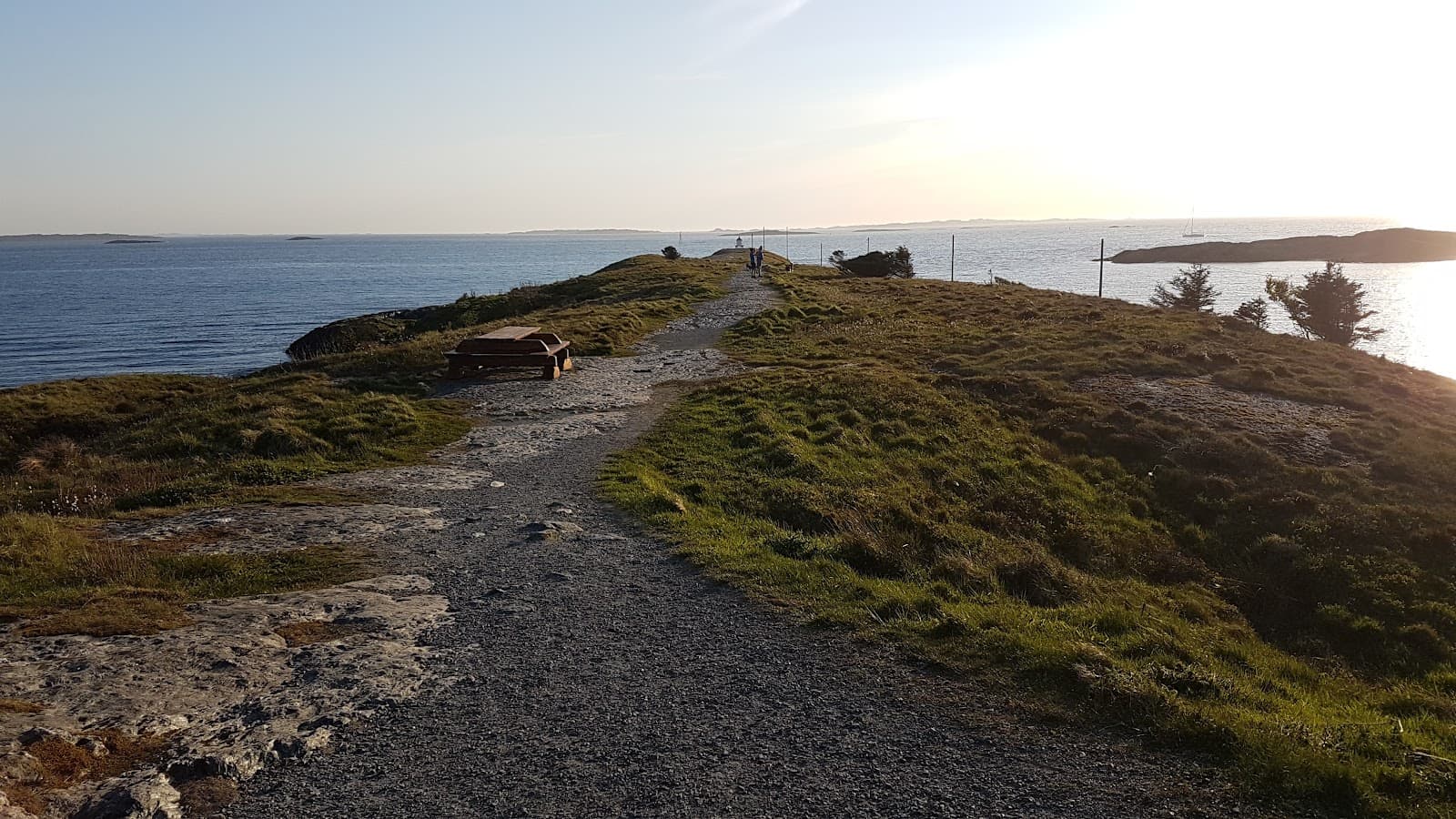 Kvalen Lighthouse - Image 1