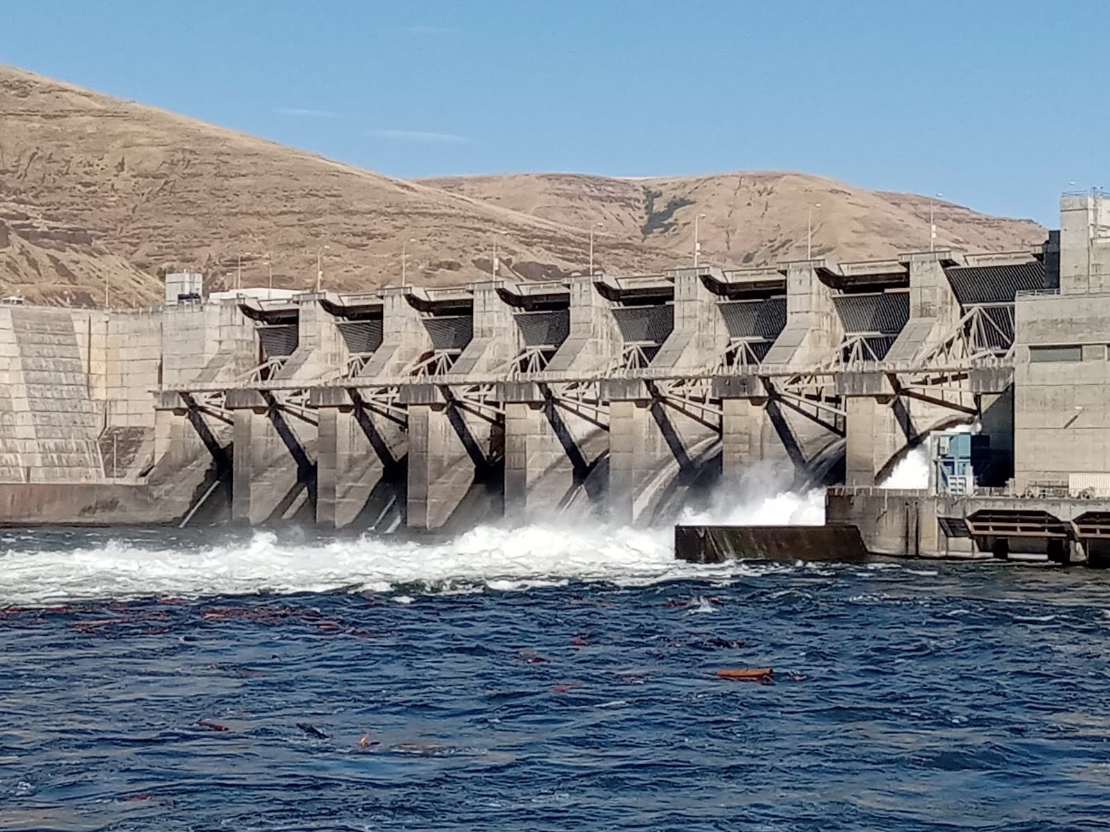 Lower Granite Dam & Visitor Center - Image 1