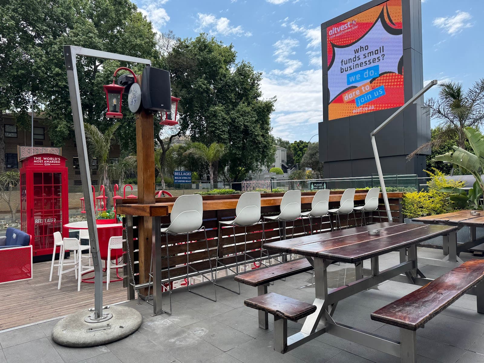 Hogshead Illovo - Image 1