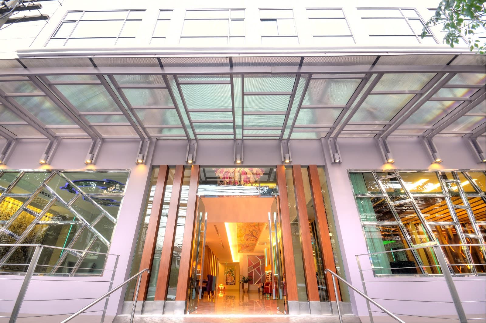 One One Bangkok Hotel - Image 1