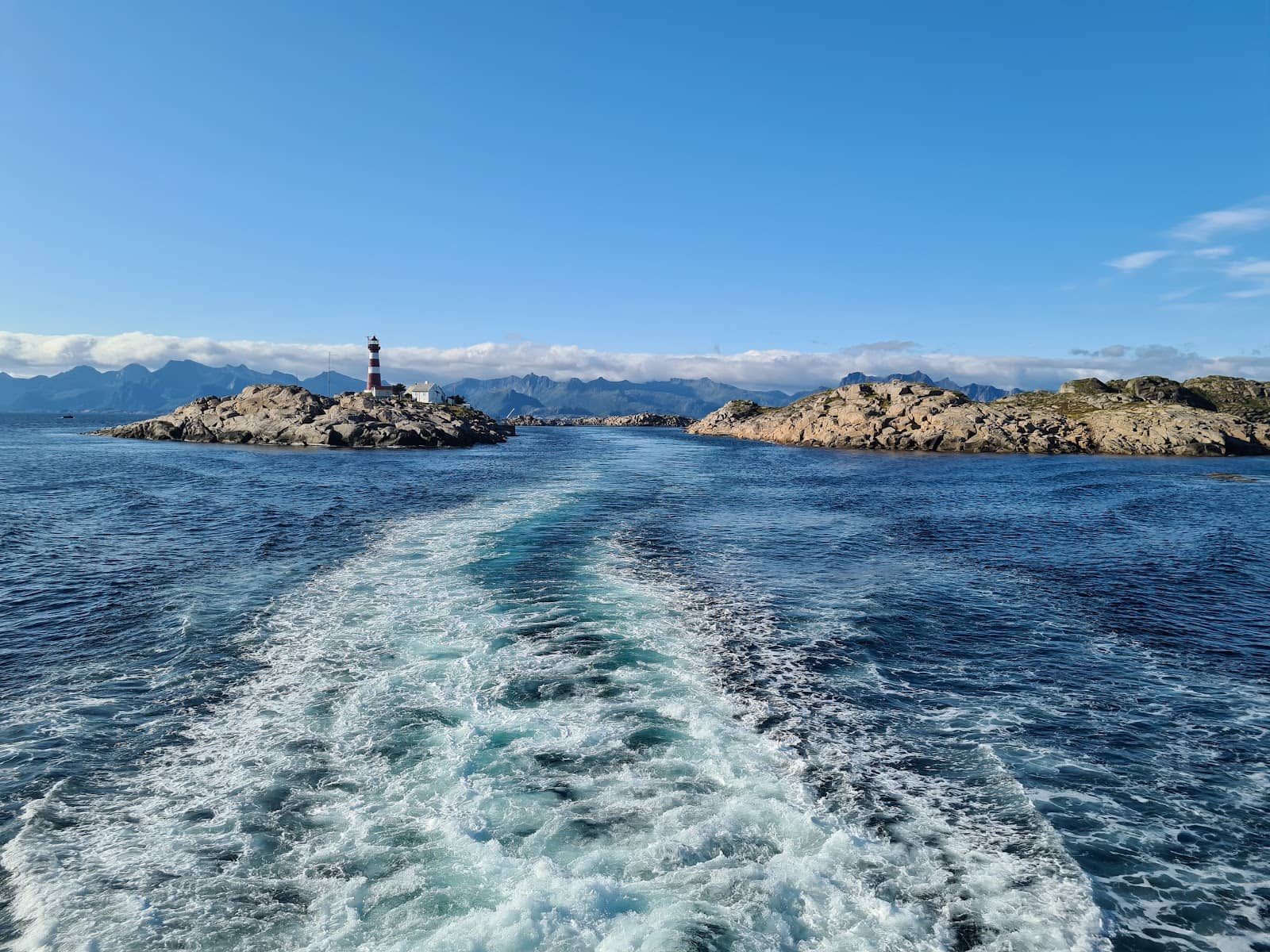 Skrova Lighthouse Views