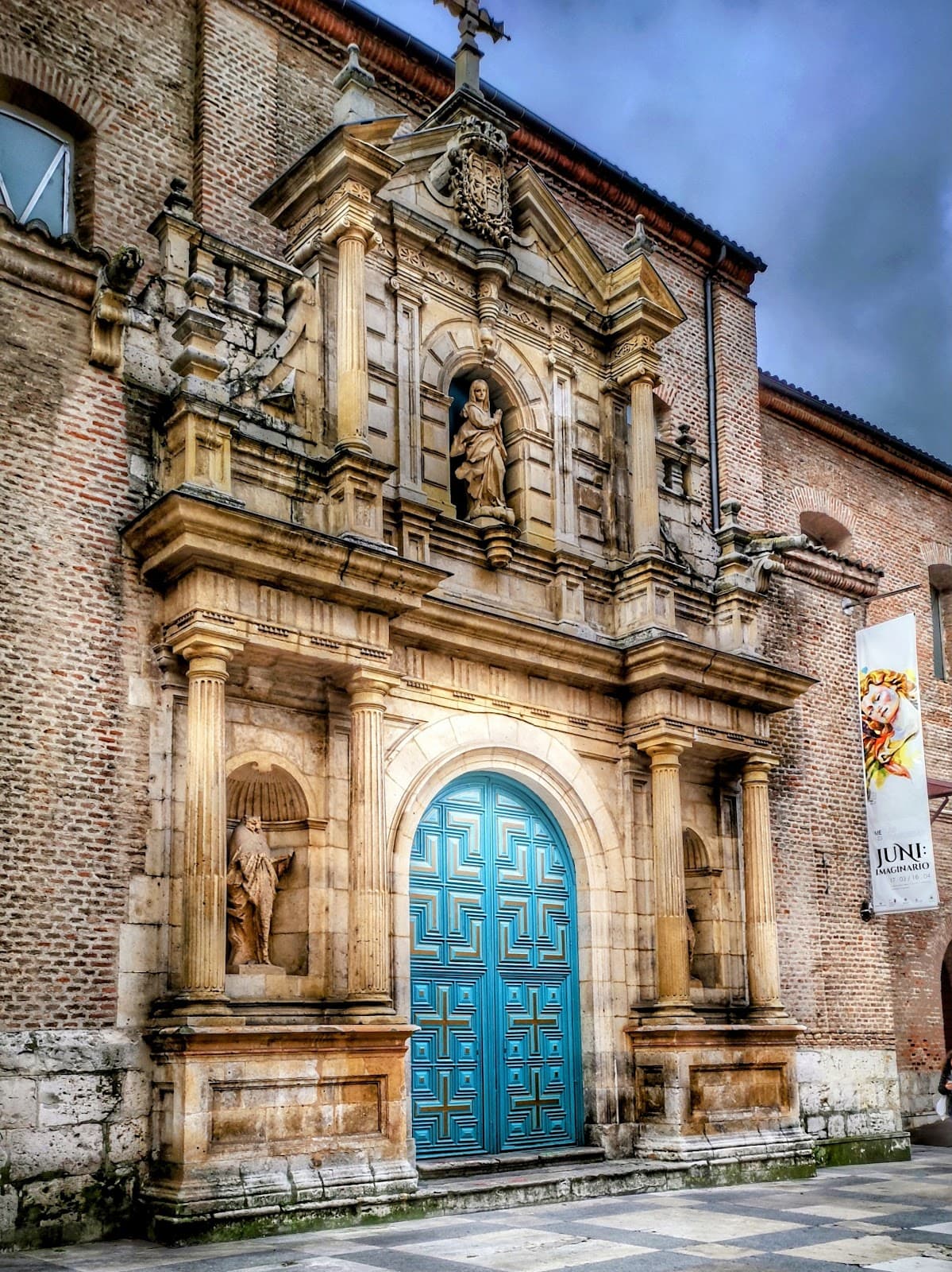 Iglesia de Las Francesas Exhibition Hall - Image 1