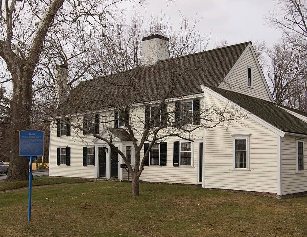 Historic Holten House Exterior