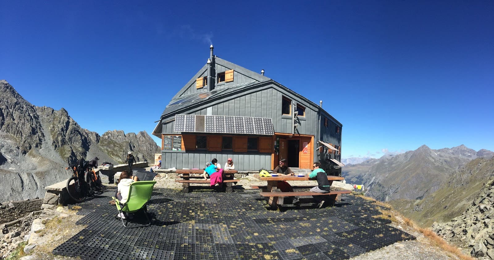 Cabane FXB Panossière - Image 1