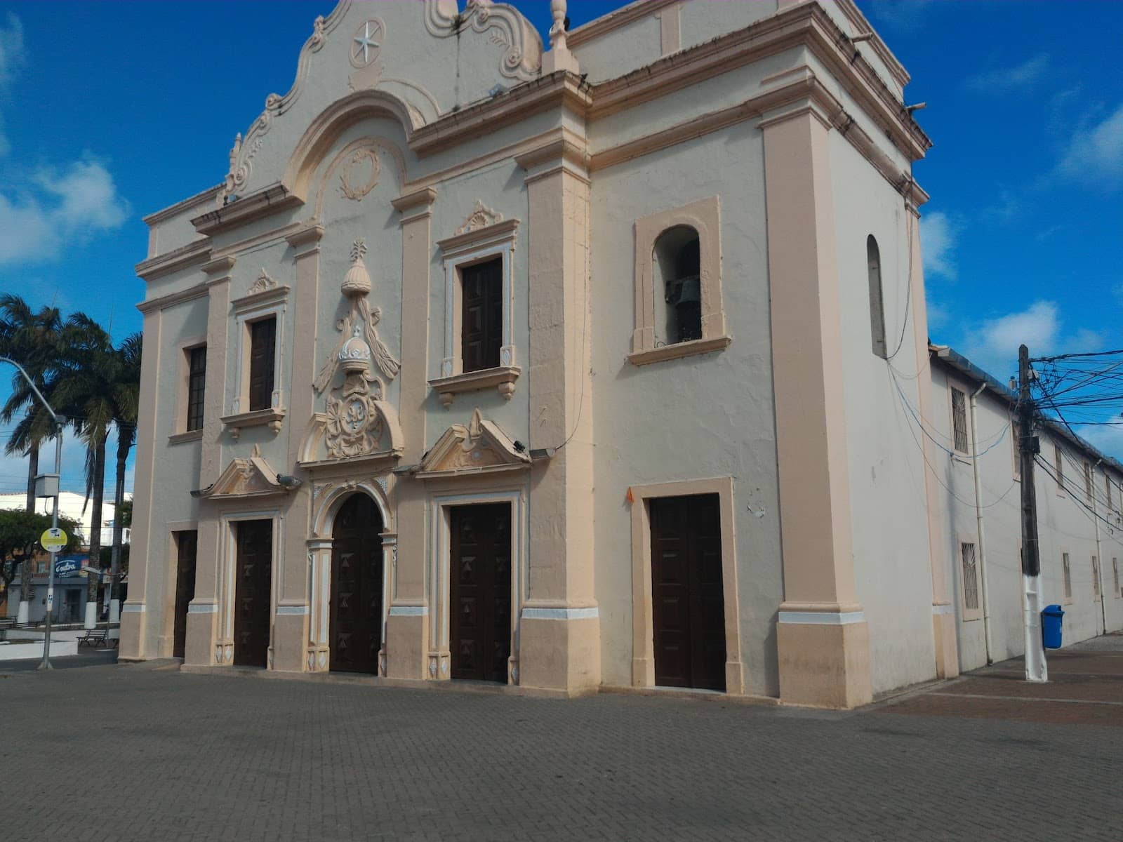 Vertical photo