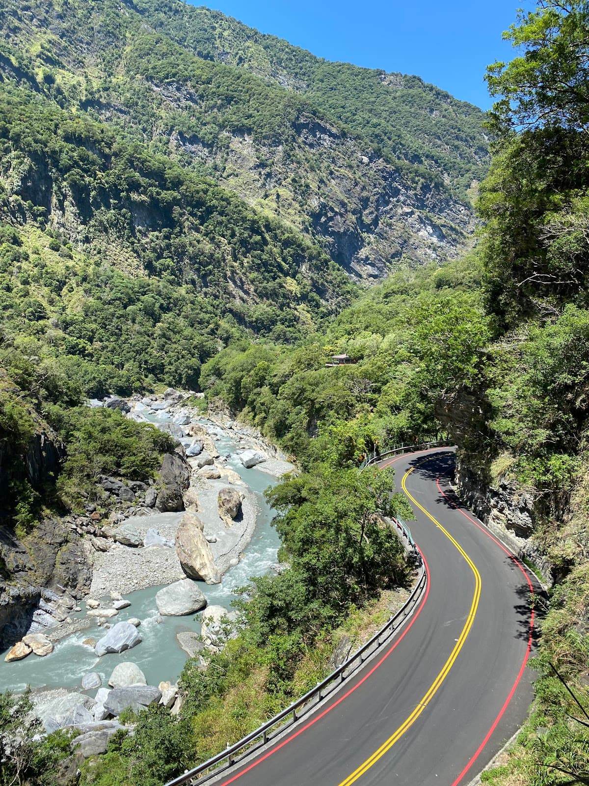 Lushui Trail - Image 1