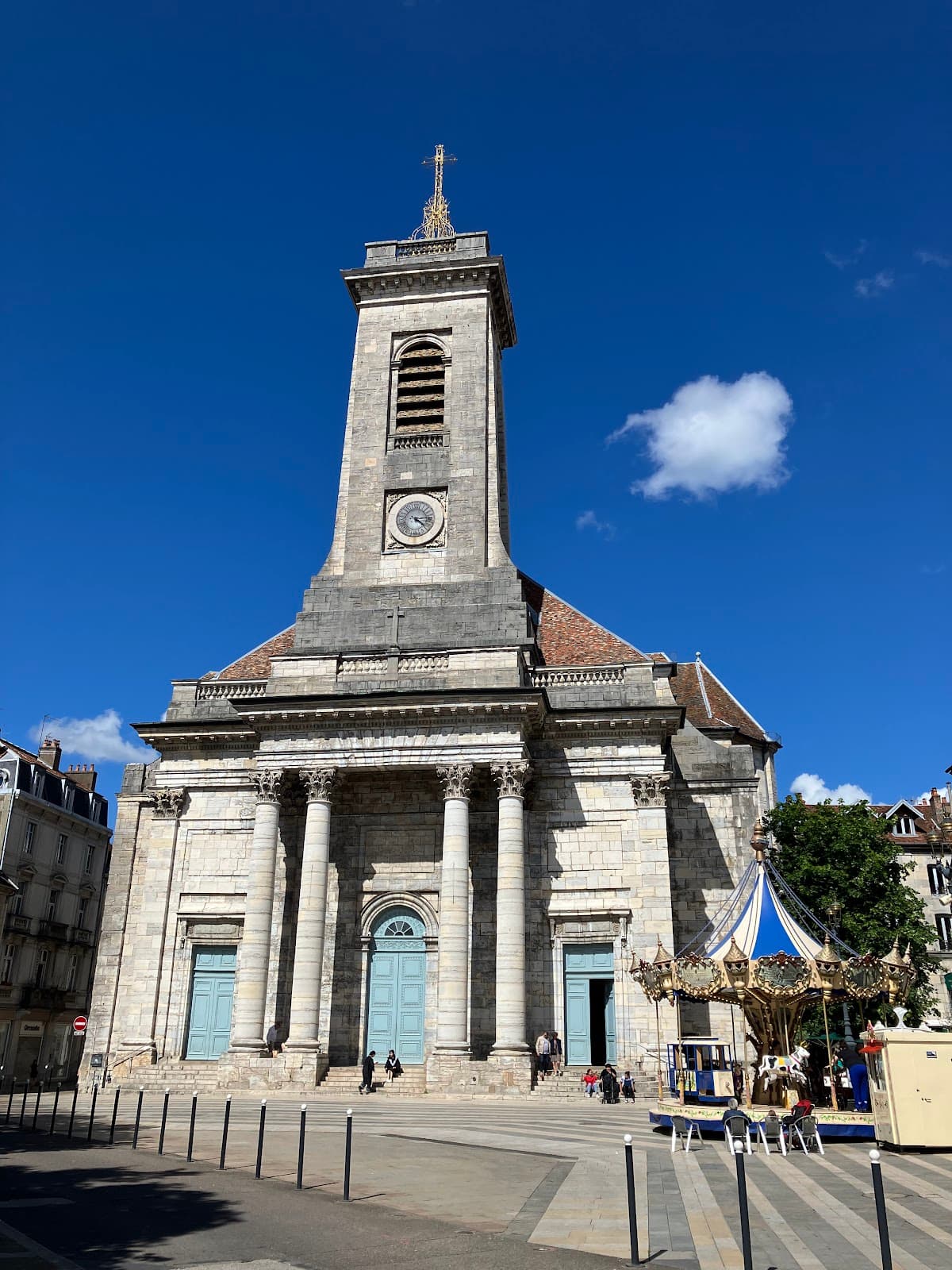 Église Saint-Pierre - Image 1