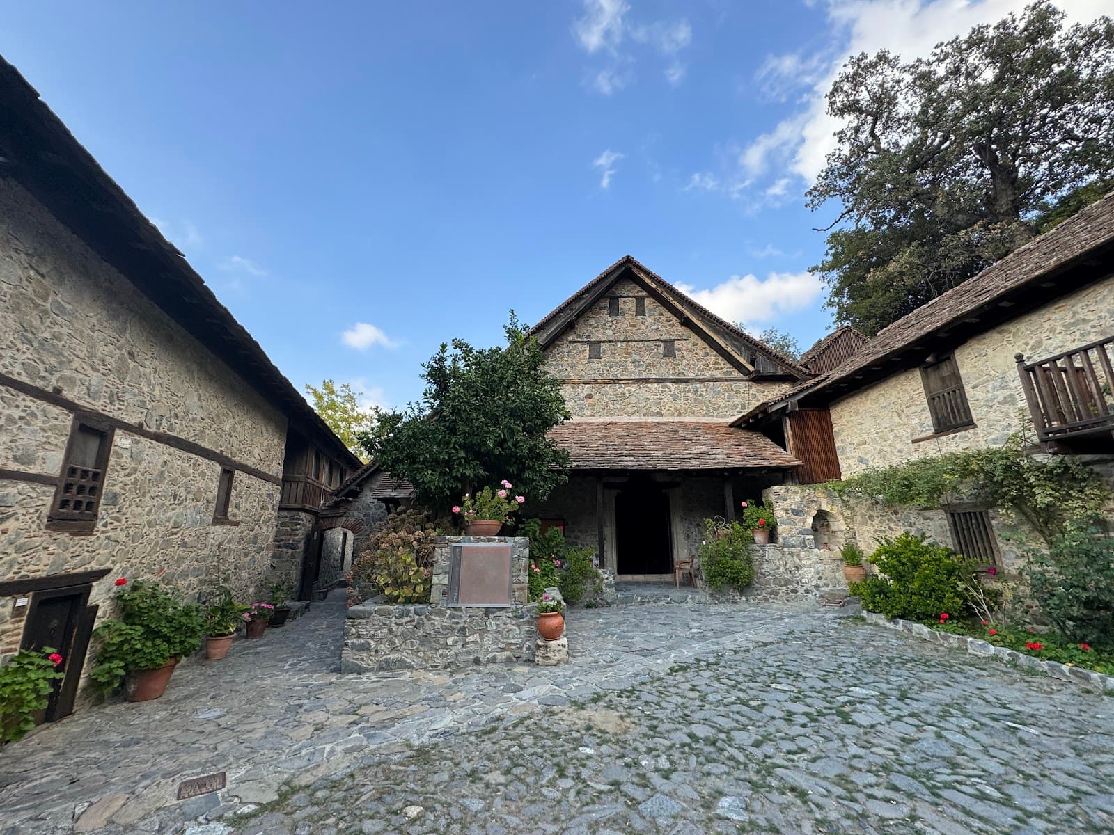 Agios Ioannis Lampadistis Monastery Kalopanayiotis - Image 1