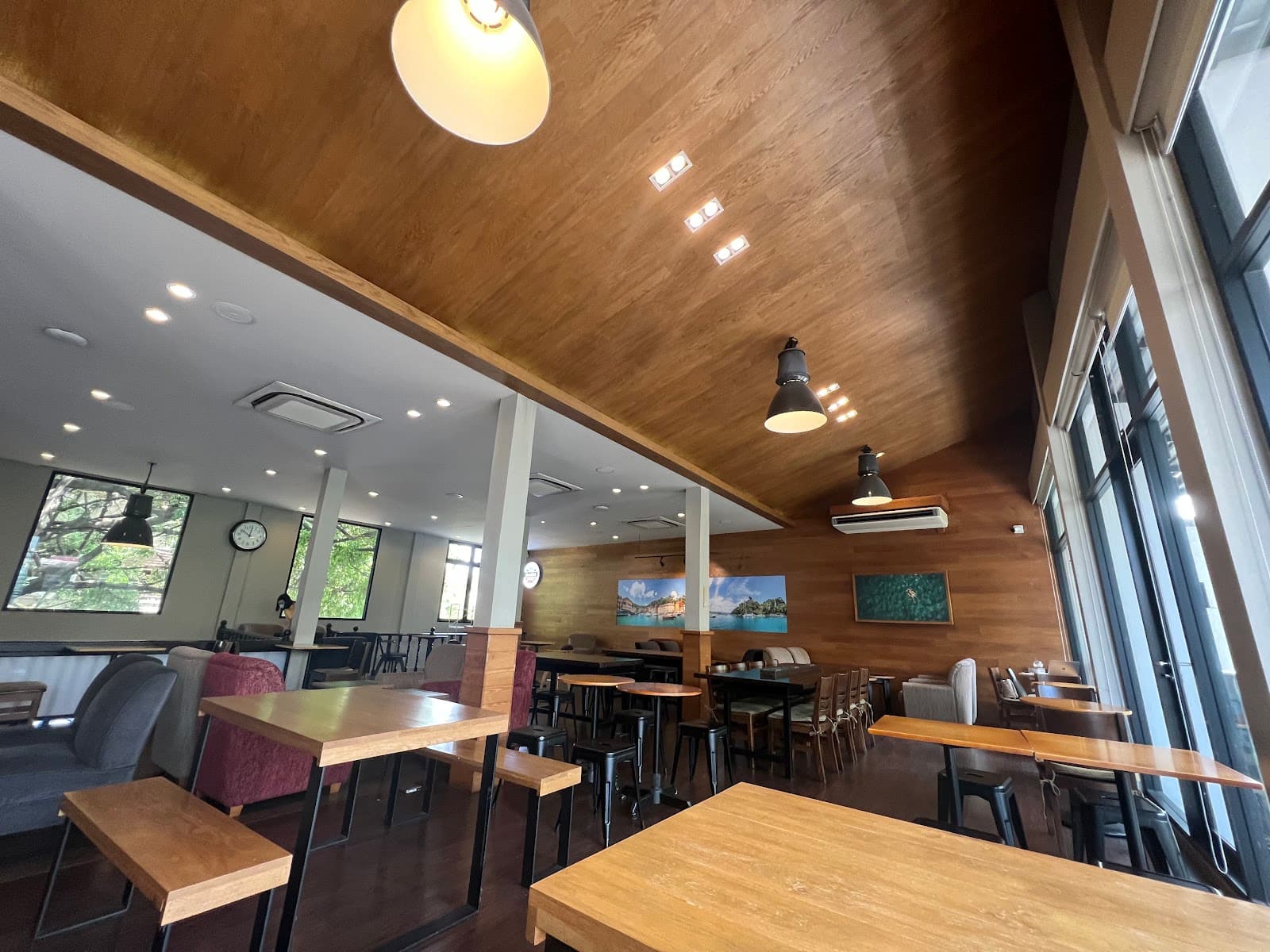 Oasis Coffee - Image 1