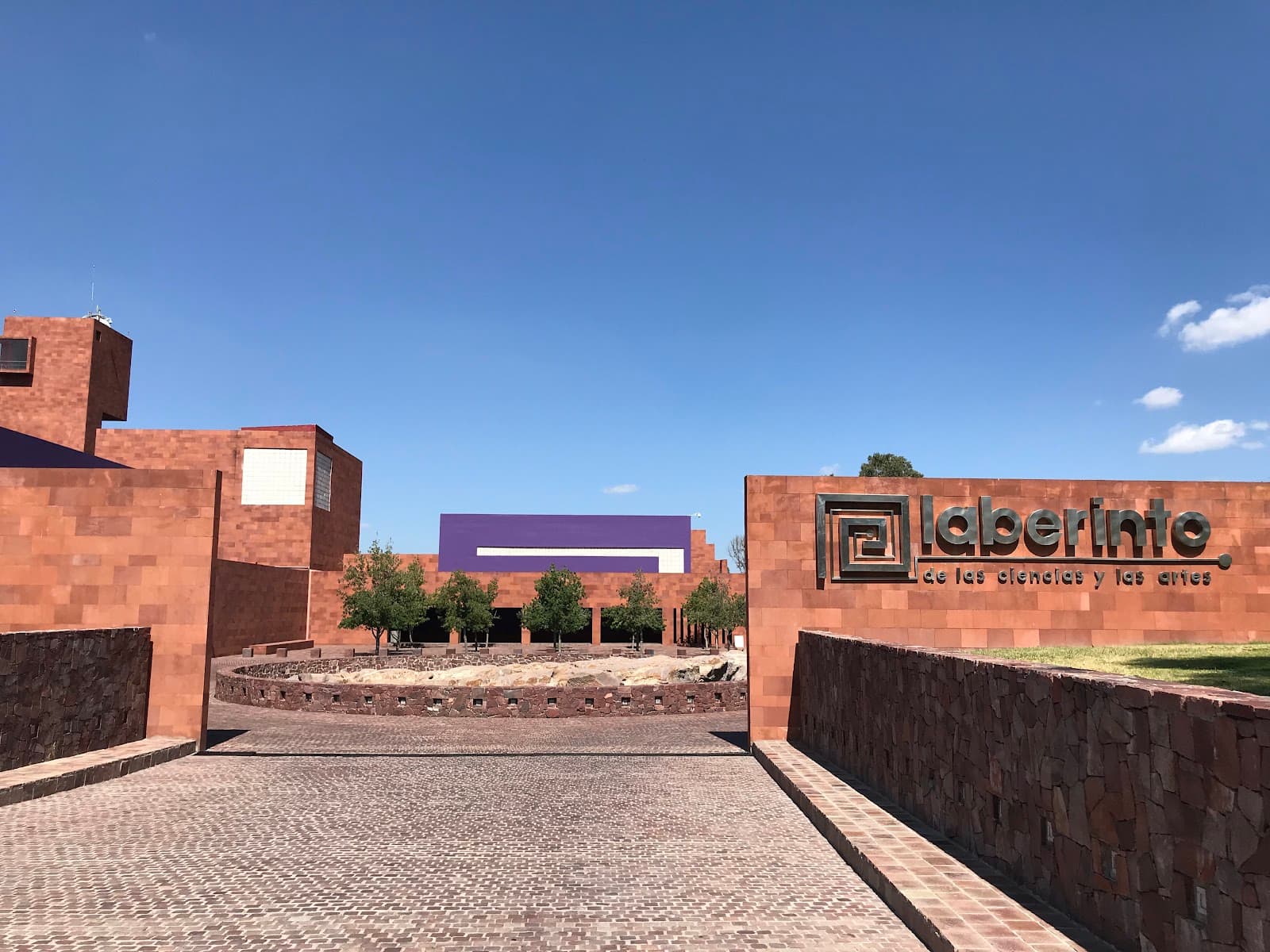 Museo Laberinto de las Ciencias y las Artes - Image 1