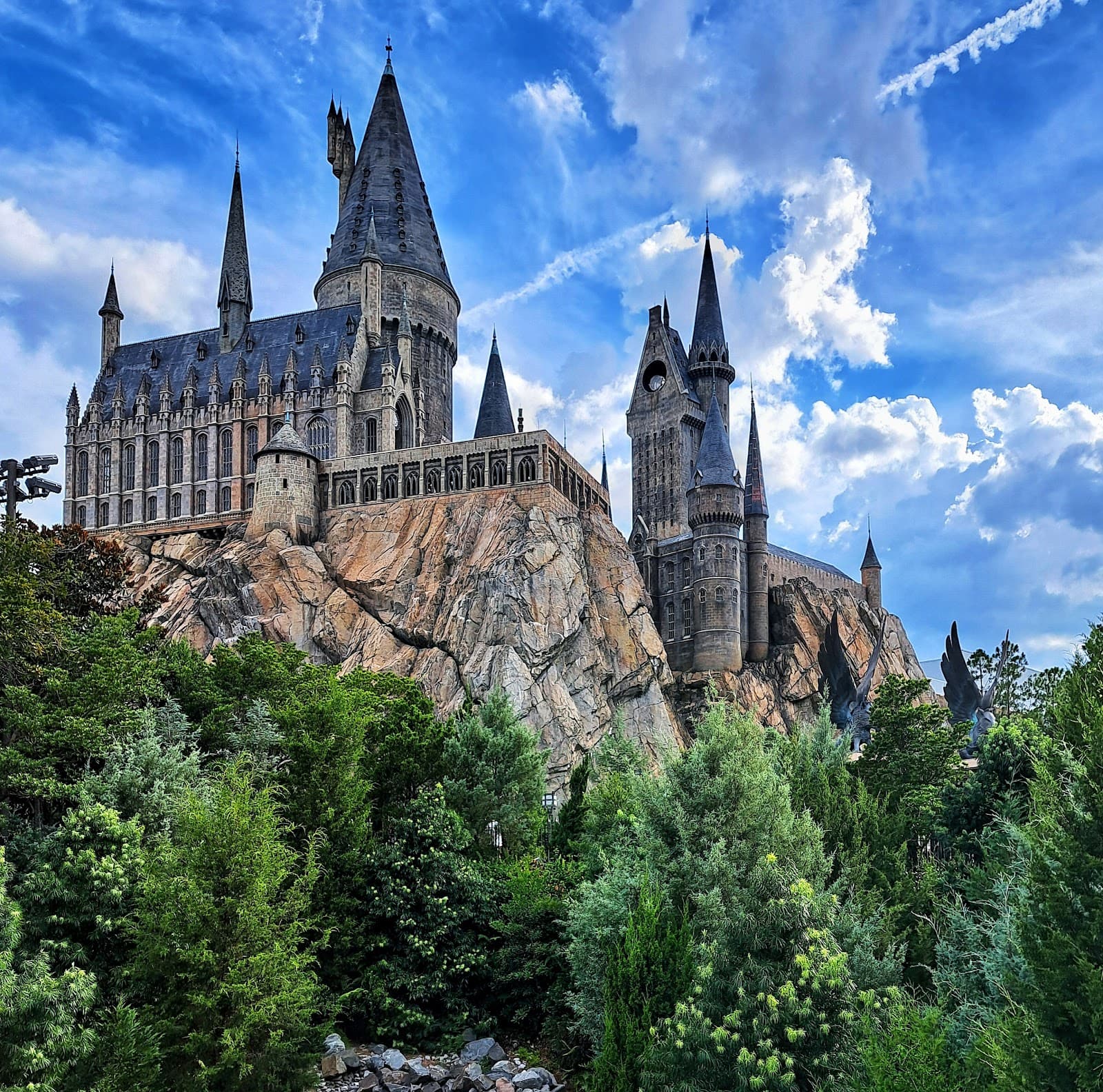 The Nighttime Lights at Hogwarts Castle - Image 1