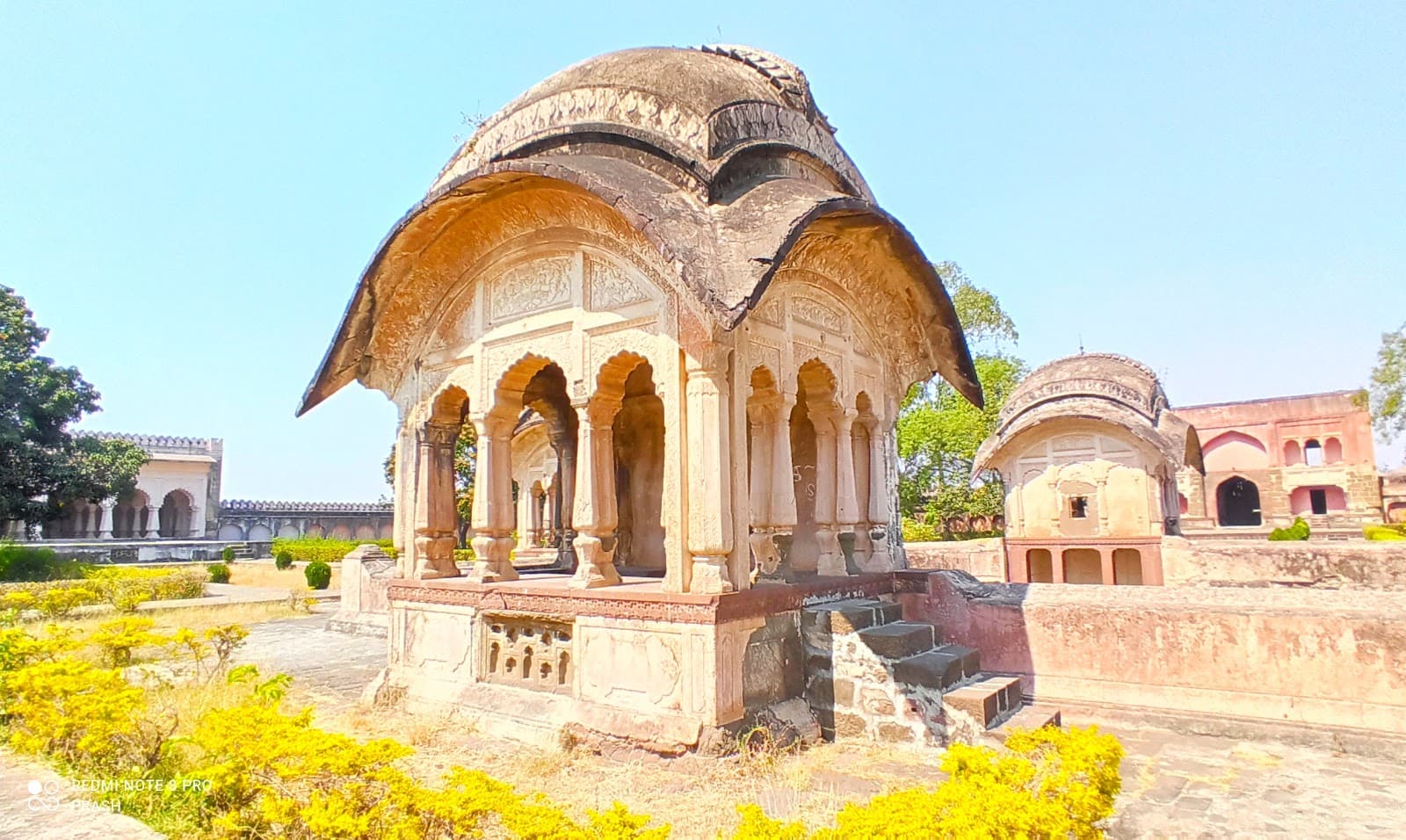 Bani Begum Garden - Image 1