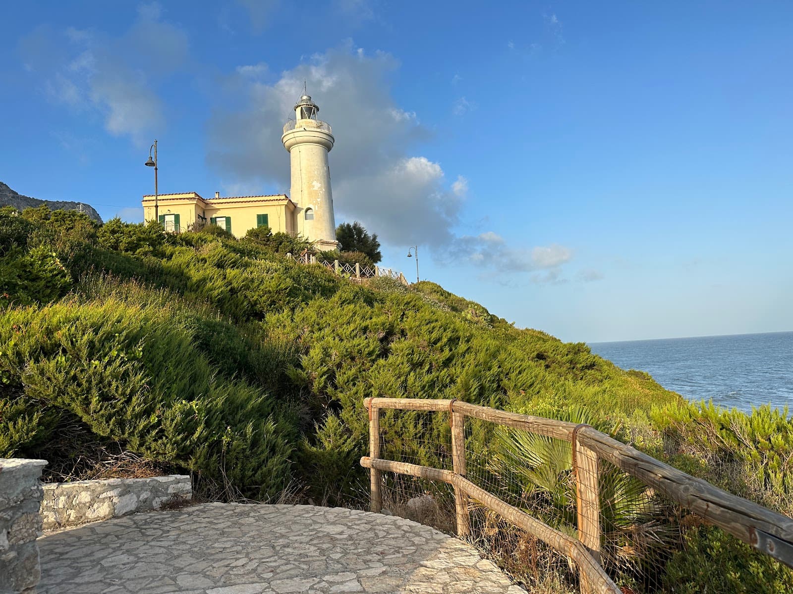 Capo Circeo Lighthouse - Image 1