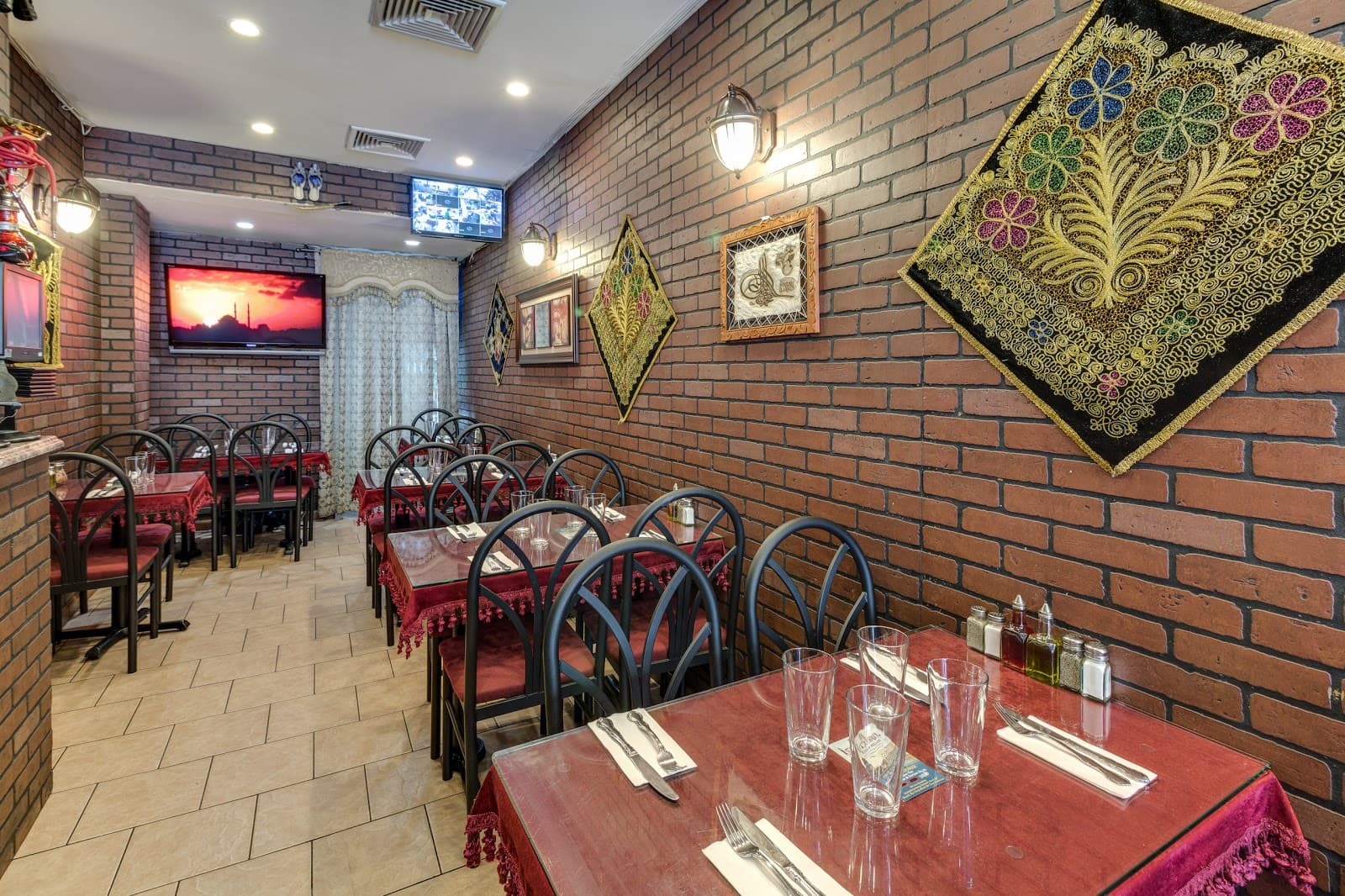 Istanbul Kebab House - Image 1