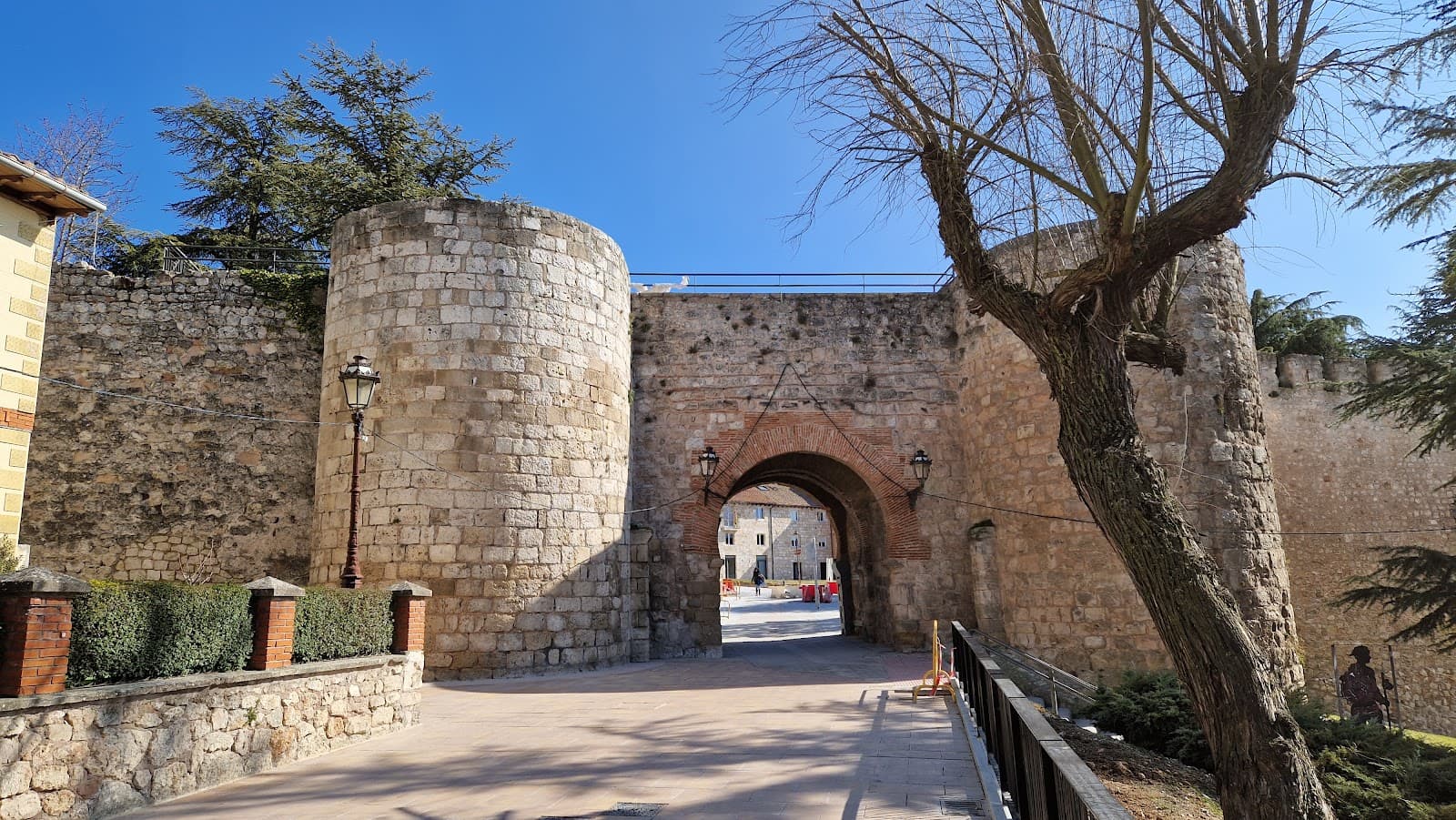Arco de San Martín - Image 1