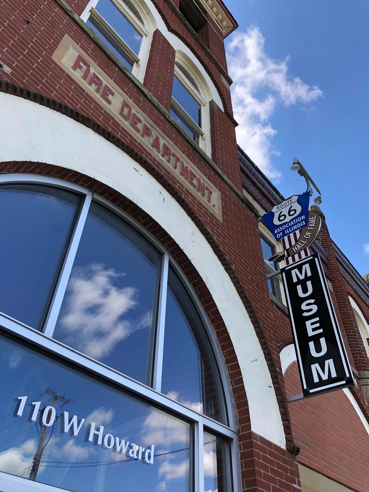 Walldog Mural & Sign Art Museum - Image 1