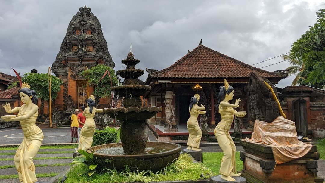 Puri Agung Peliatan - Image 1