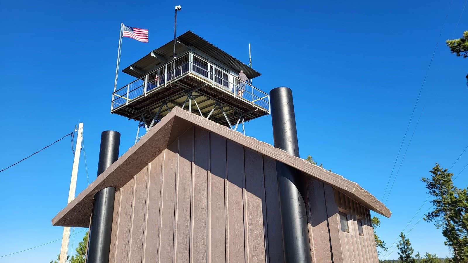 Bear Mountain Lookout - Image 1