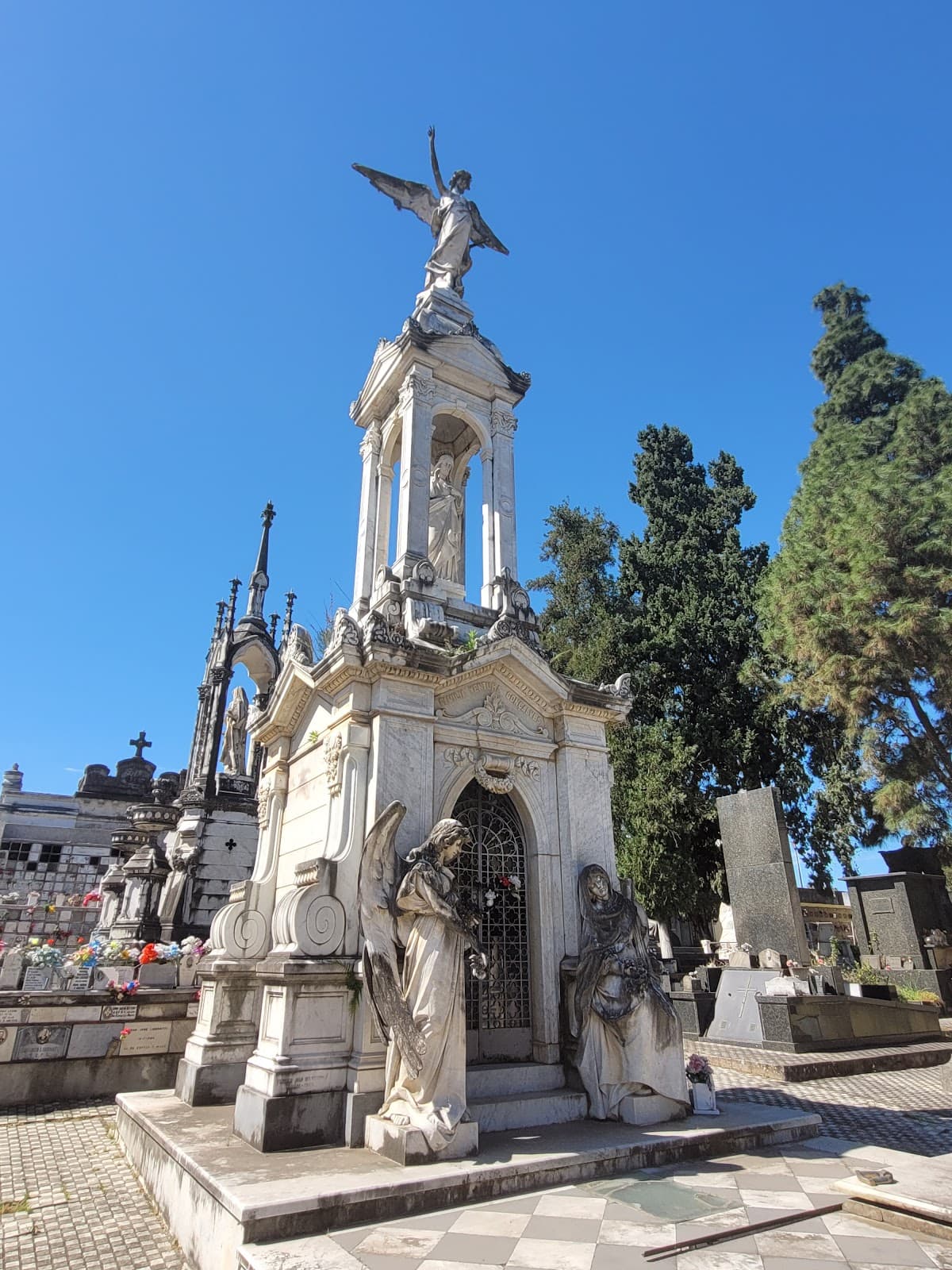 Cementerio Central de Salto - Image 1