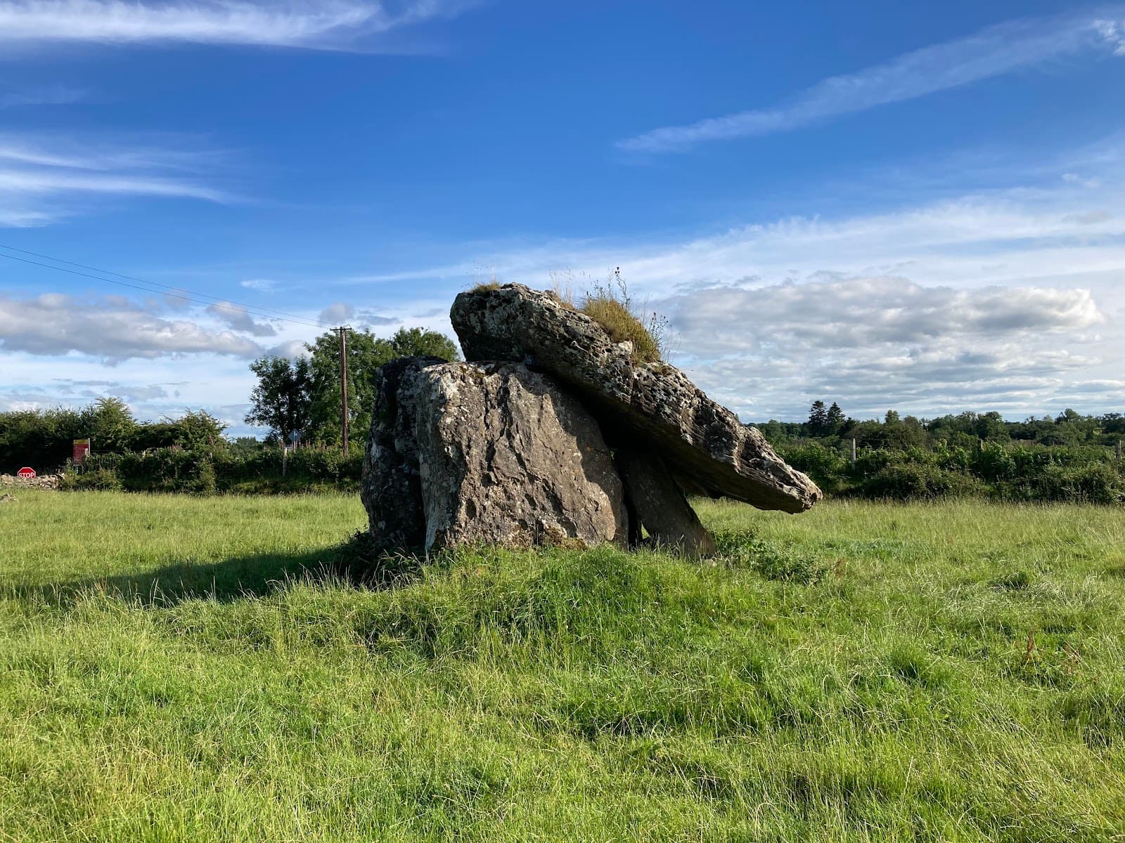 Drumanone Portal Tomb - Image 1