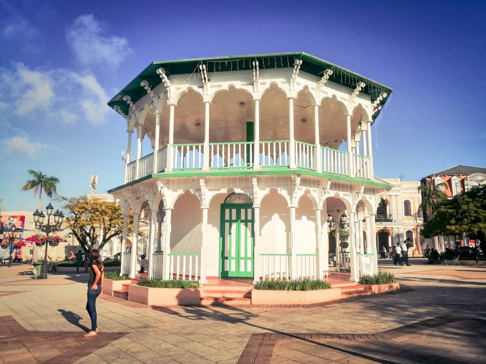 Umbrella Street & Pink Street