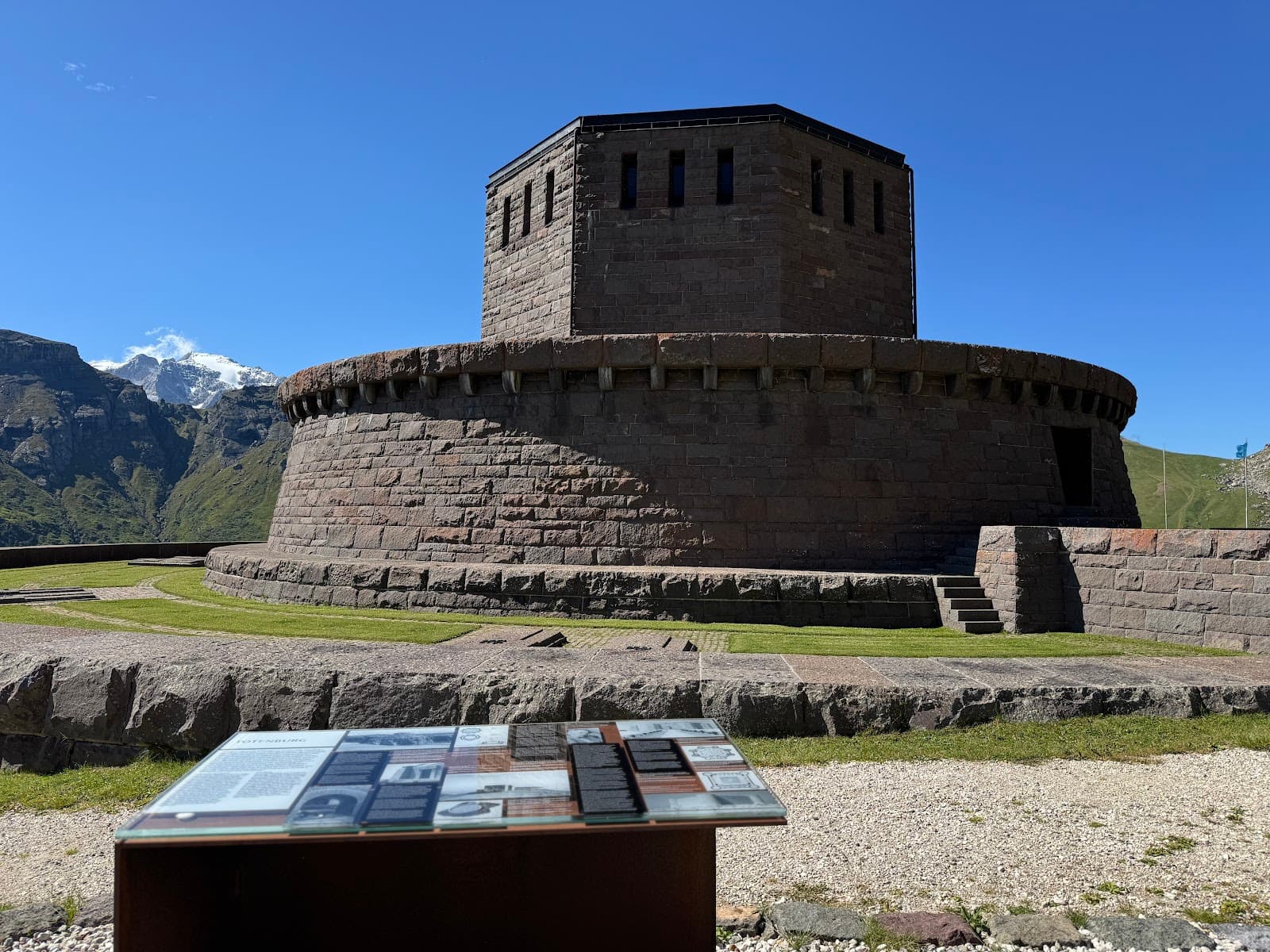 Pordoi War Memorial (Ossuary) - Image 1