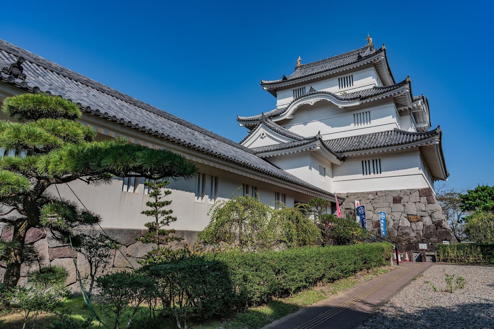Otaki Castle - Image 1
