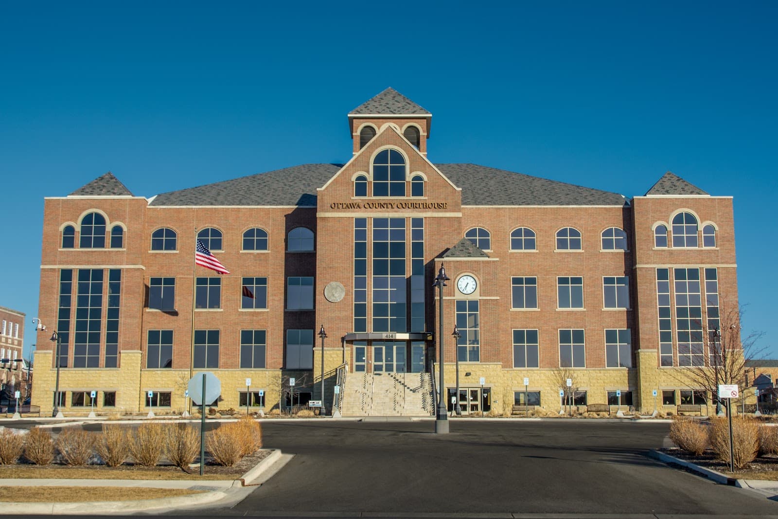 Ottawa County Courthouse (Grand Haven) - Image 1