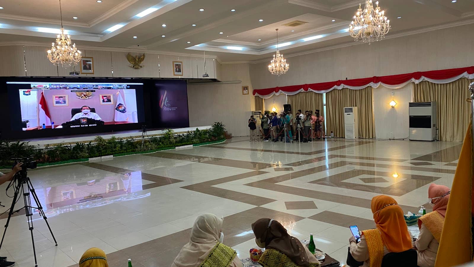 Dutch Colonial Architecture