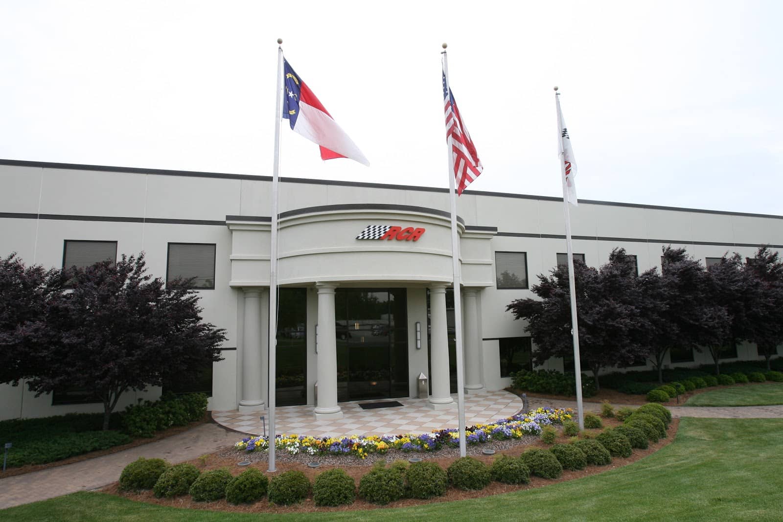 Original Race Shop Atmosphere