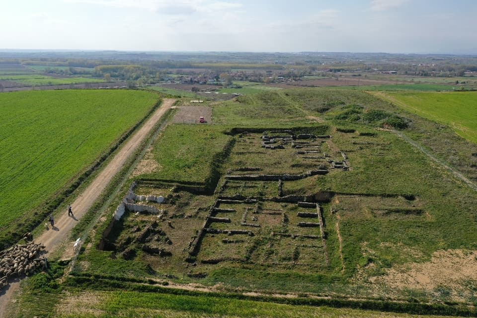 Lancia Roman City Archaeological Site - Image 1