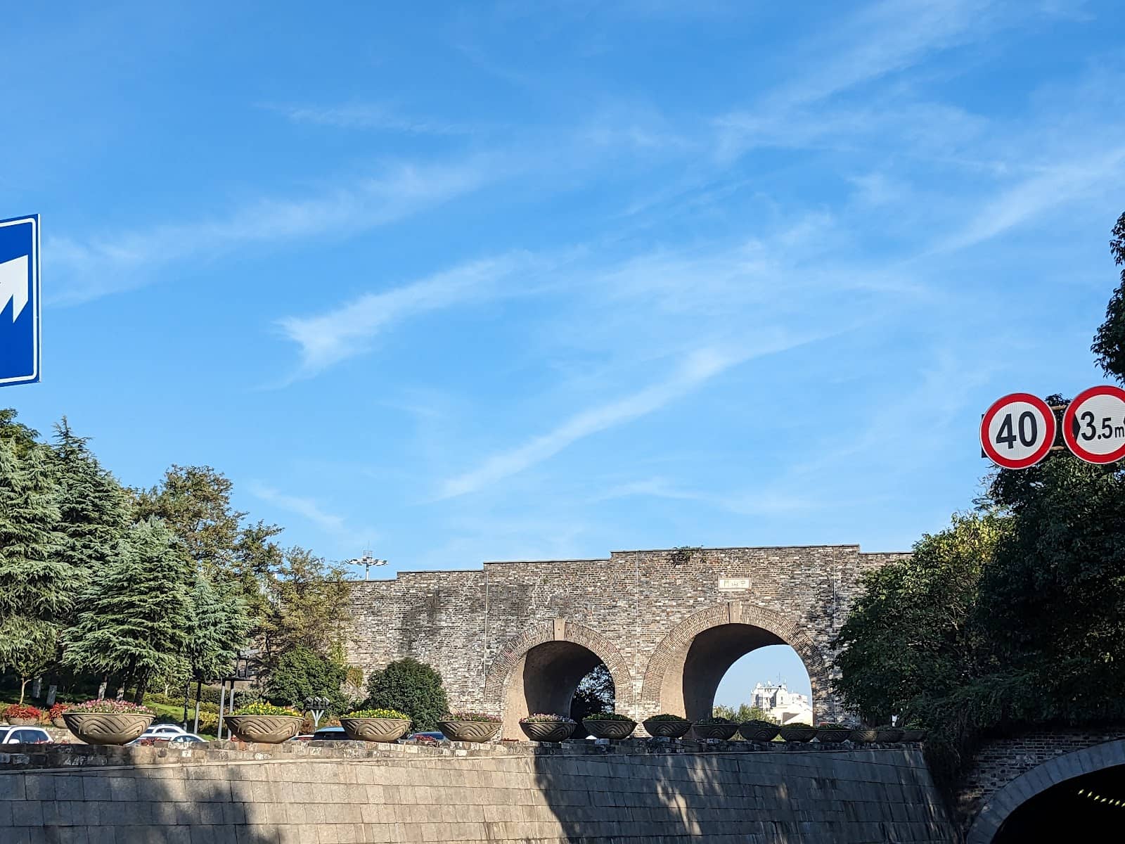 Neighborhood Exploration