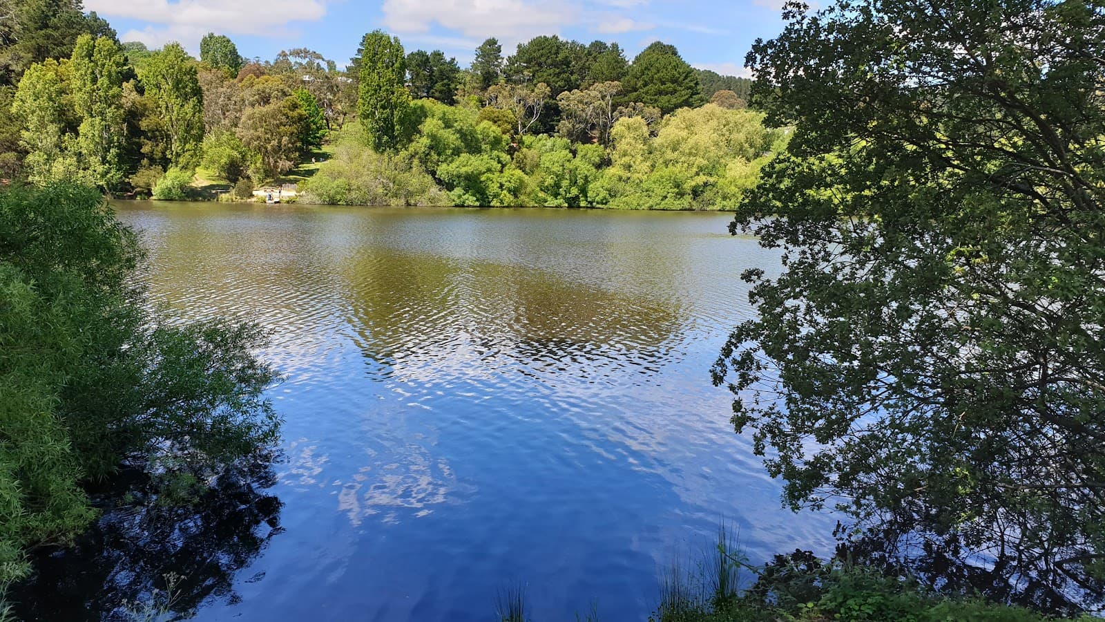 Daylesford Melbourne - Image 1